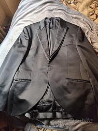 Vestito sposo matrimonio elegante