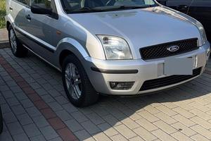 Ford Fusion 1.4 tdci