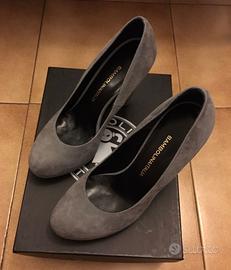 Decolletè in camoscio grigio Bambolina Italia