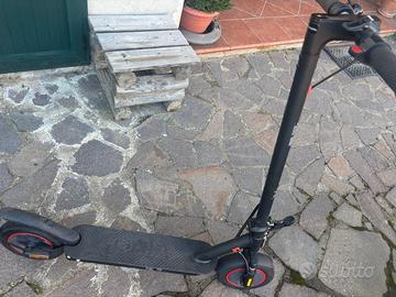 Monopattino Elettrico