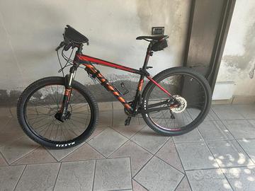 Scott Scale 760