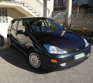 Ford Focus 1.6 benzina