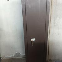 Armadio portafucili blindato 4posti con tesoretto 