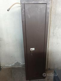 Armadio portafucili blindato 4posti con tesoretto 