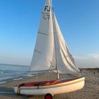 Barca a vela deriva Flying Junior