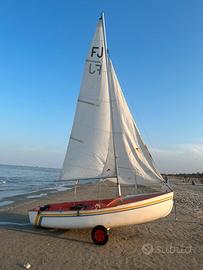 Barca a vela deriva Flying Junior