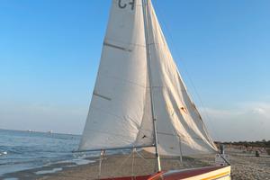 Barca a vela deriva Flying Junior