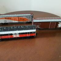 Locomotiva Americana + 2 carrozze 