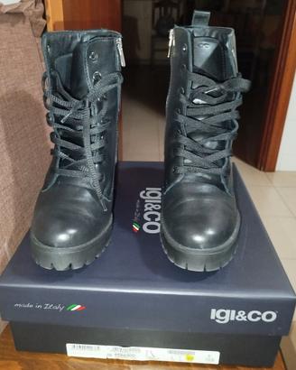 stivaletti neri marca igi&co