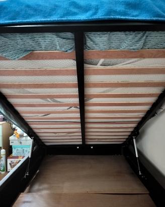 Letto contenitore una piazza mezza 