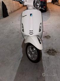 Vespa 50 primavera 2015