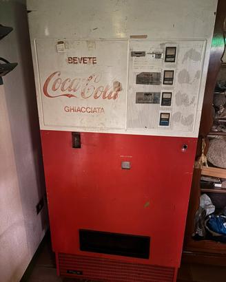 Distibutore Frigo Coca-Cola