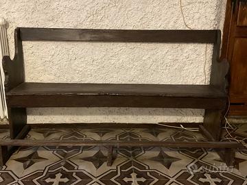 Antica panca da chiesa