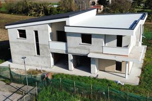 Nuova villa bifamiliare in centro a Brugine