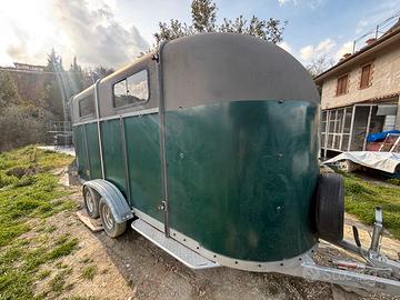 Trailer trasporto cavalli