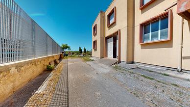 Capannone Predda Niedda con GIARDINO