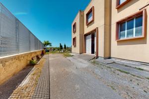 Capannone Predda Niedda con GIARDINO