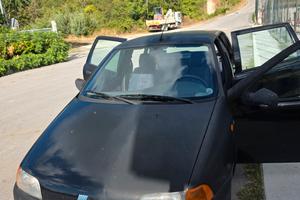 Fiat punto 1.1 55 s. 5 porte. 1997.