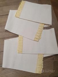 2 asciugamani antichi misto lino bordo  uncinetto