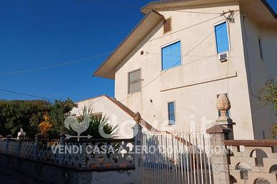 Appartamento di 120 m² con 3 locali a Capaccio Pae