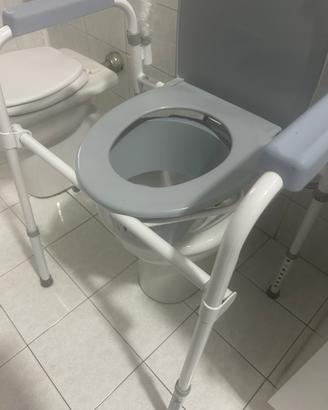 Rialzo wc con sedia per anziani