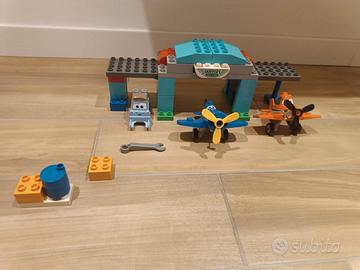Lego duplo la scuola di volo di Skippers, 10511