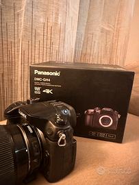 Panasonic Lumix GH4 (solo corpo)