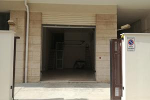 Locale inaffitto-vendita