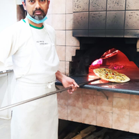Cuoco aiutante cuoco e pizzaiolo