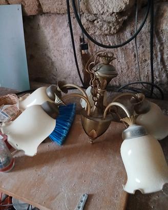lampadario vecchio 5 lampade