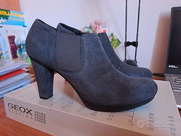 Stivaletti tacco GEOX