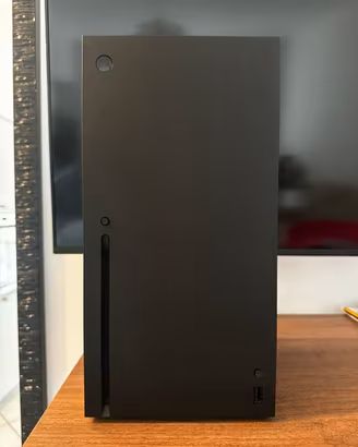 Xbox Series X 1TB + Controller