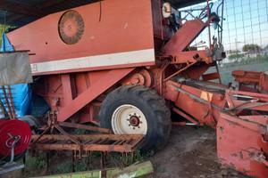 Mietitrebbia laverda 3350