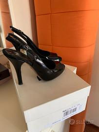 Sandali D & G in vernice nera misura 39