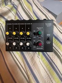 Mini mixer 4 canali