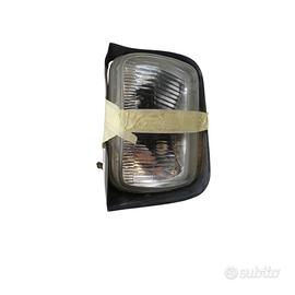 FARO ANTERIORE SINISTRO FIAT 126 1Â° Serie 126A100