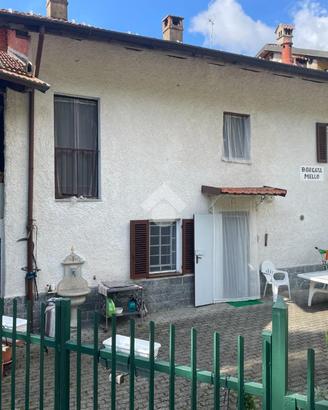 CASA SEMINDIPENDENTE A VEGLIO