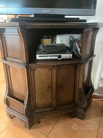 Porta Televisore ad Angolo con 2 ante