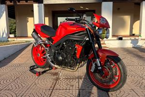 triumph speed triple 1050