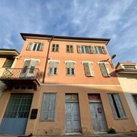 IN CENTRO STORICO, APPARTAMENTO CON UNA CAMERA ...