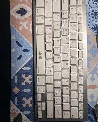 Tastiera Bluetooth