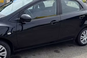 Mazda 2 serie 2