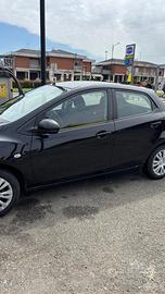 Mazda 2 serie 2