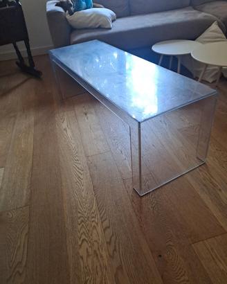 Tavolino kartell