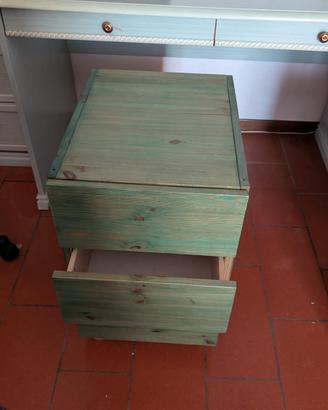 Comodino / mobiletto a 2 cassetti in legno massell