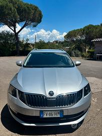Skoda octavia 1.5 g.tec metano 130cv executive