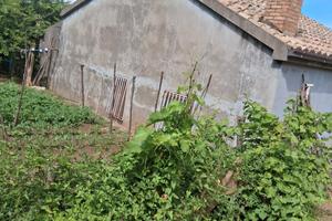 Terreno con. Casa