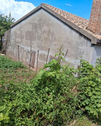 Terreno con. Casa
