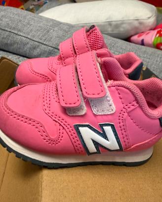 Scarpe bambina new balance taglia 20