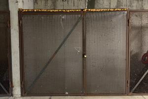 Posto moto (box) coperto e chiuso piano -1